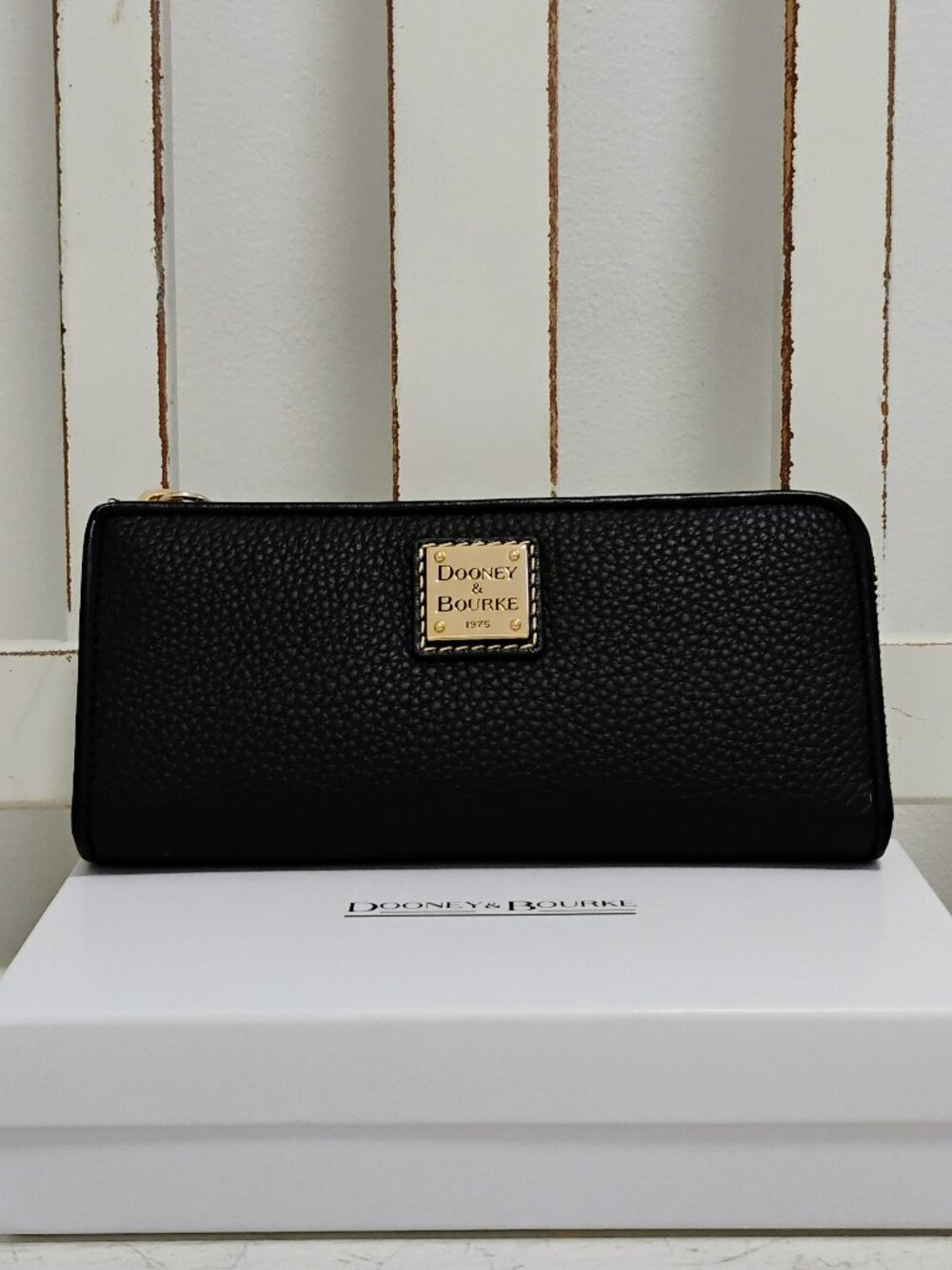 Dooney & Bourke Wallet Black